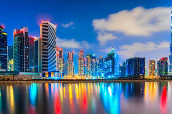 Dubai, O Tarihte Turistleri Kabul Edecek!