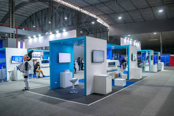 Fuar Katılımcıları İçin Rehberlik: Sergi Standı Tasarımı ve Yerleşimi